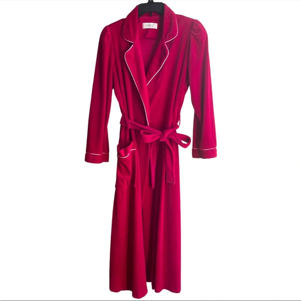 Vintage 80s Made in the USA Komar velvet velour hot pink robe Small